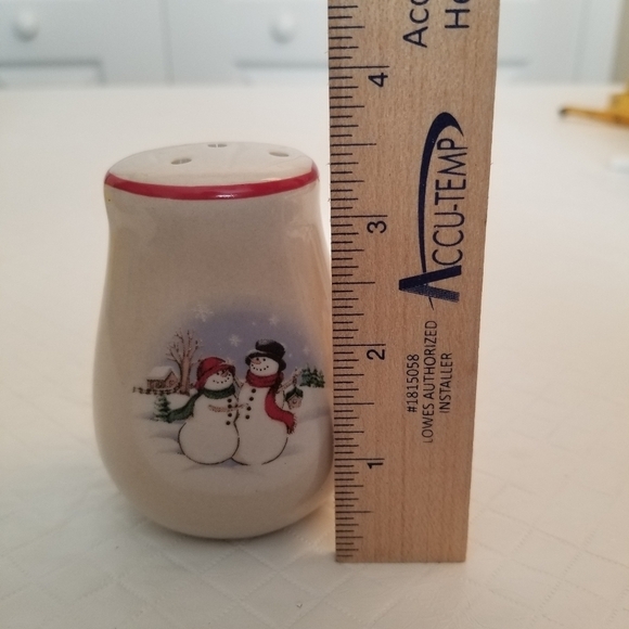 Royal Season Mr And Mrs Snowman Shaker - Picture 4 of 5